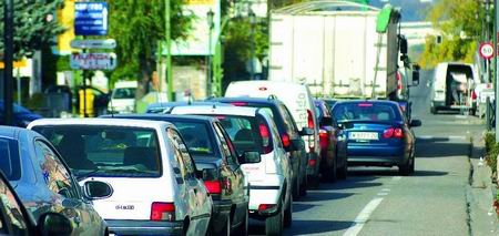 PSOE y Plataforma Ciudadana consideran que el tráfico se vería colapsado  (Foto: marisa tahoces)