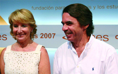 Aguirre, junto a Aznar, en el ‘campus’ de Navacerrada  (Foto:  C. M.)