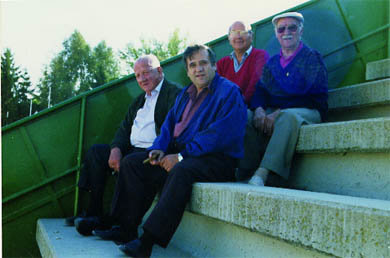 Julio García, sentado a la derecha, con Germán Ramos, José Díaz Léndez y Rafael Carreras  (Foto: CEDIDA)