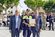 El alcalde y el consejero, con Esther Herranz  (Foto: R. M. P.)