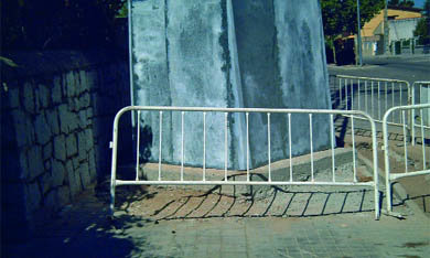 Imagen de la controvertida torre en la calle Santiago Rodríguez Conde  (Foto: Cedida)